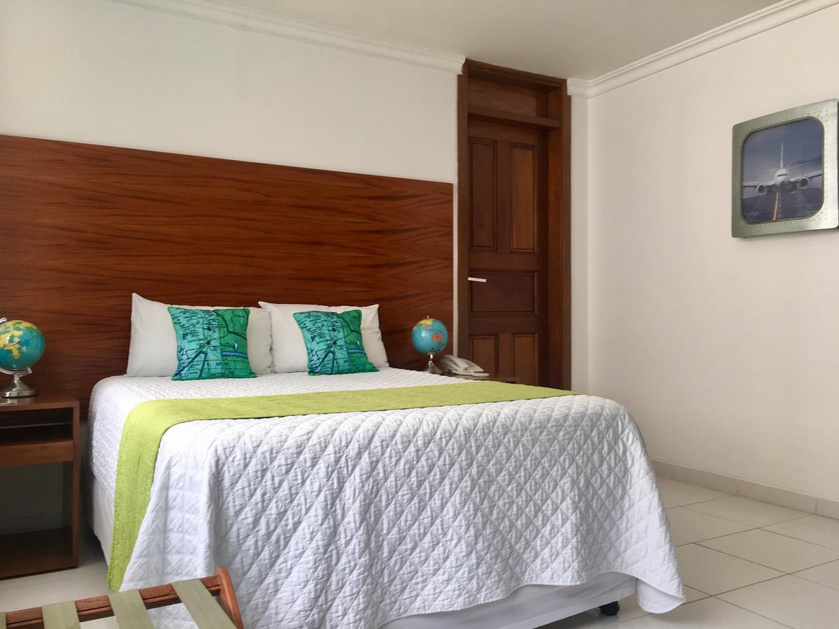 Aviador Hotel Boutique Santa Cruz de La Sierra Bagian luar foto